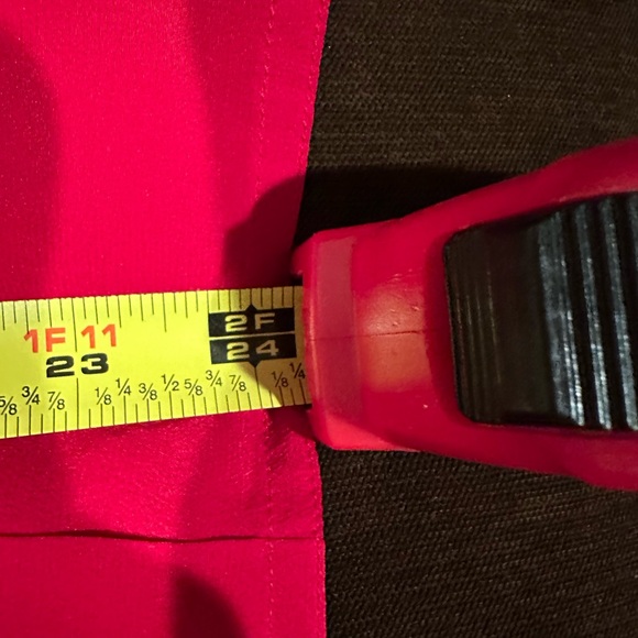 Jones New York Red Light Blouse Hidden Buttons. 1 Pocket & Pleated Side.Sz 8 - Picture 14 of 14